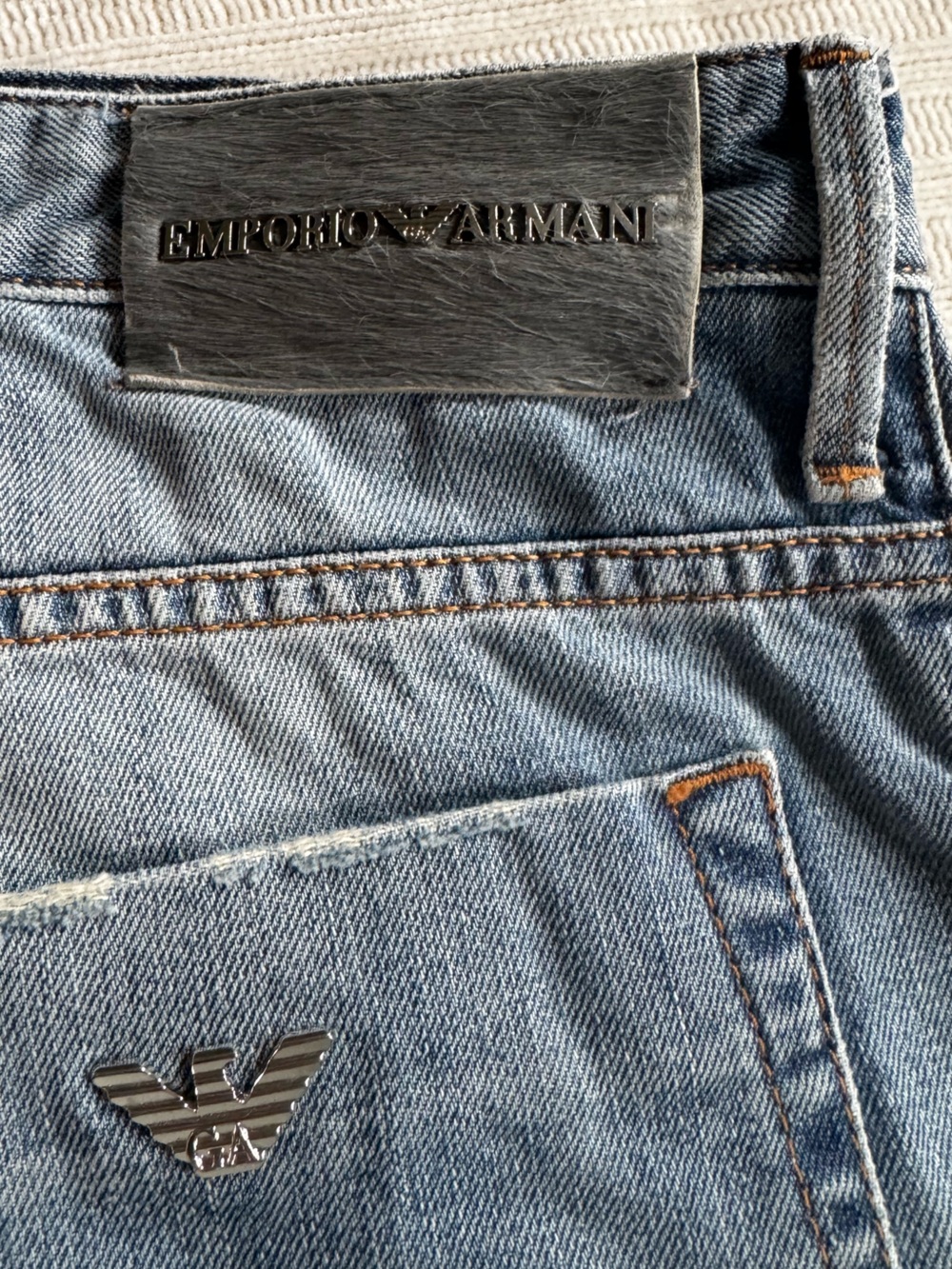 Emporio Armani Men’s Distressed Jeans Light Wash – Waist 36